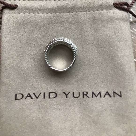 Authentic David Yurman Crossover Wide Ring Diamond - Picture 4 of 6